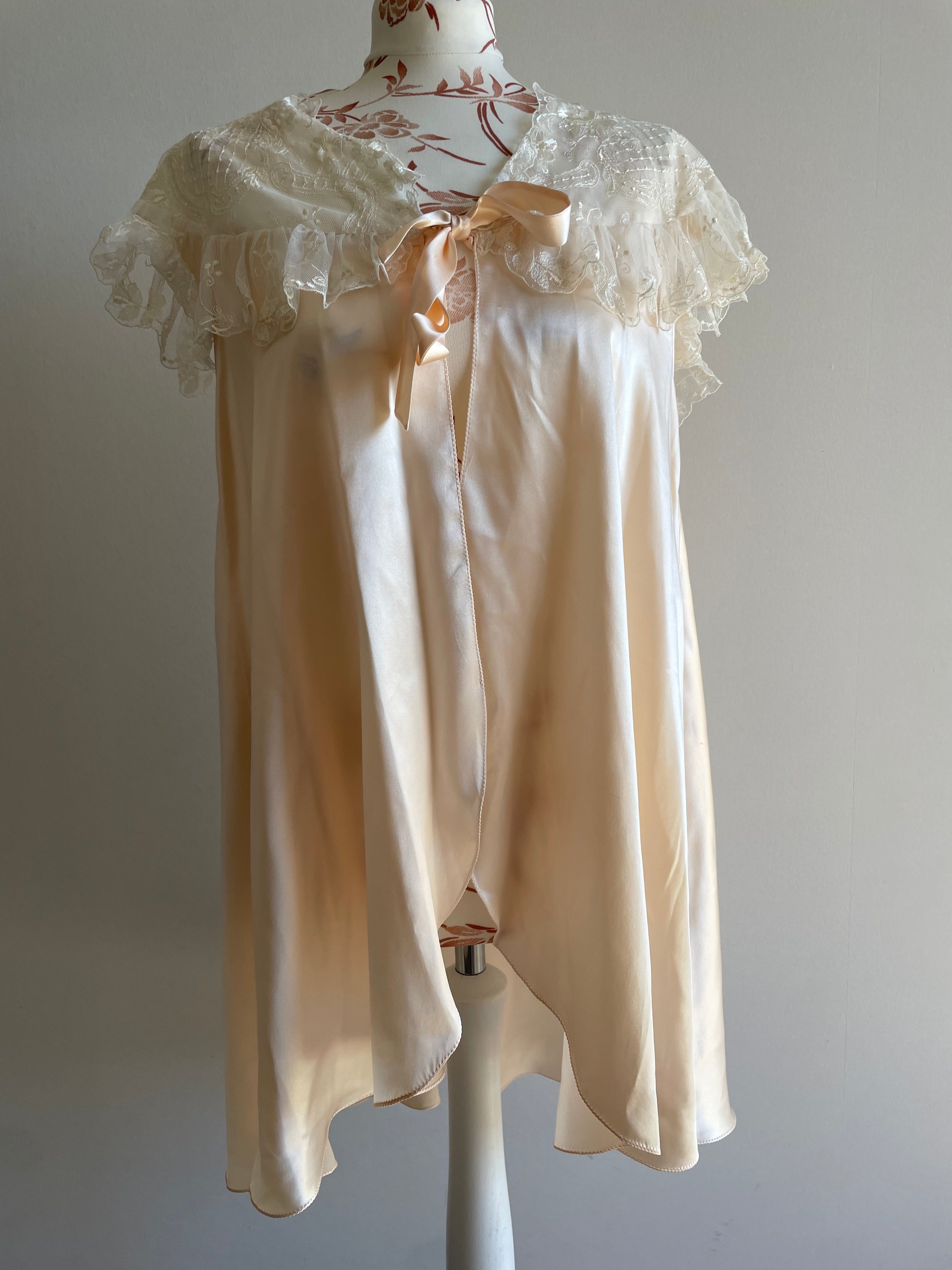 80’s Saxon England pure silk neglige