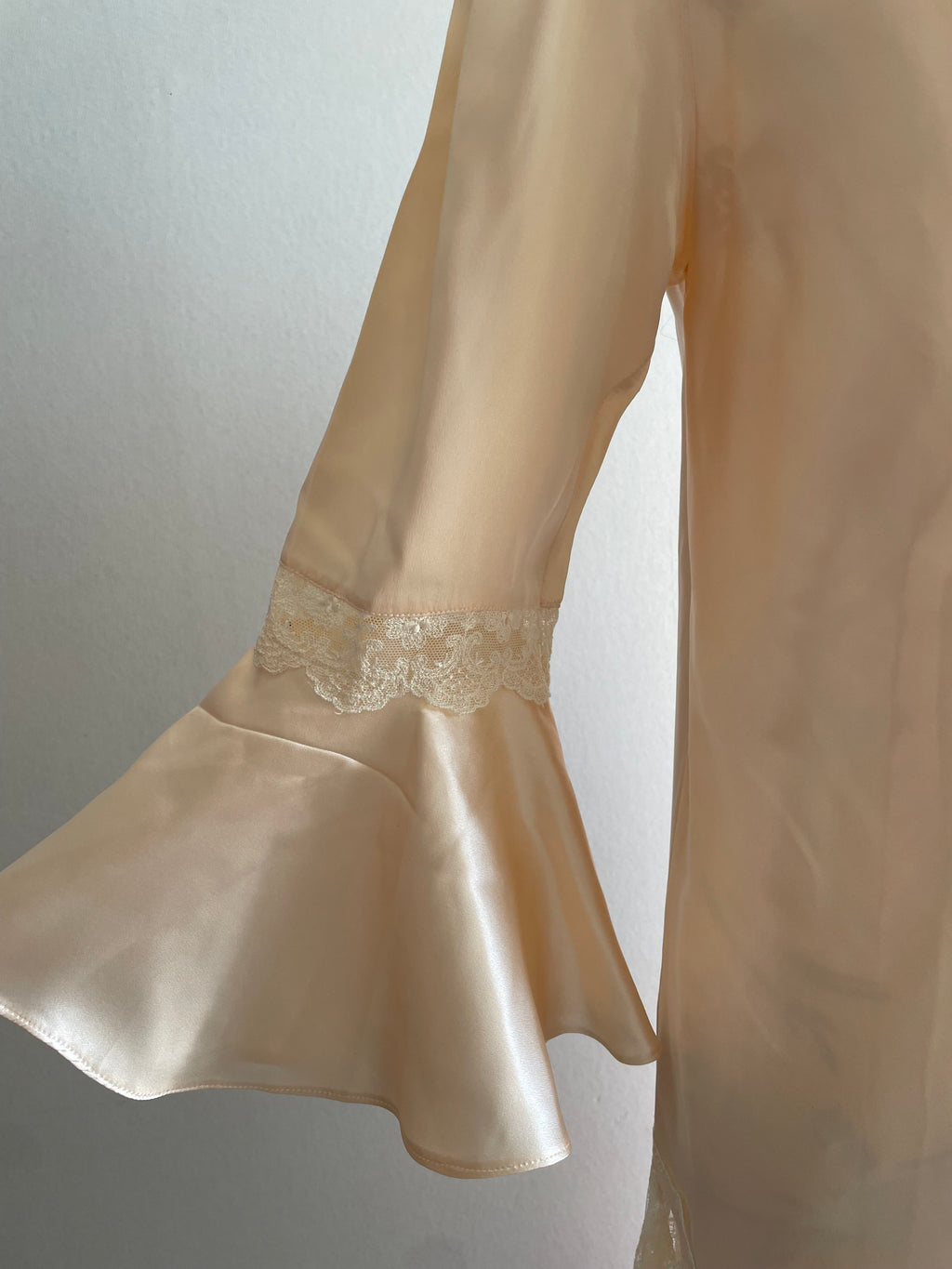 Vintage 80’s Saxons England 100% pure silk neglige