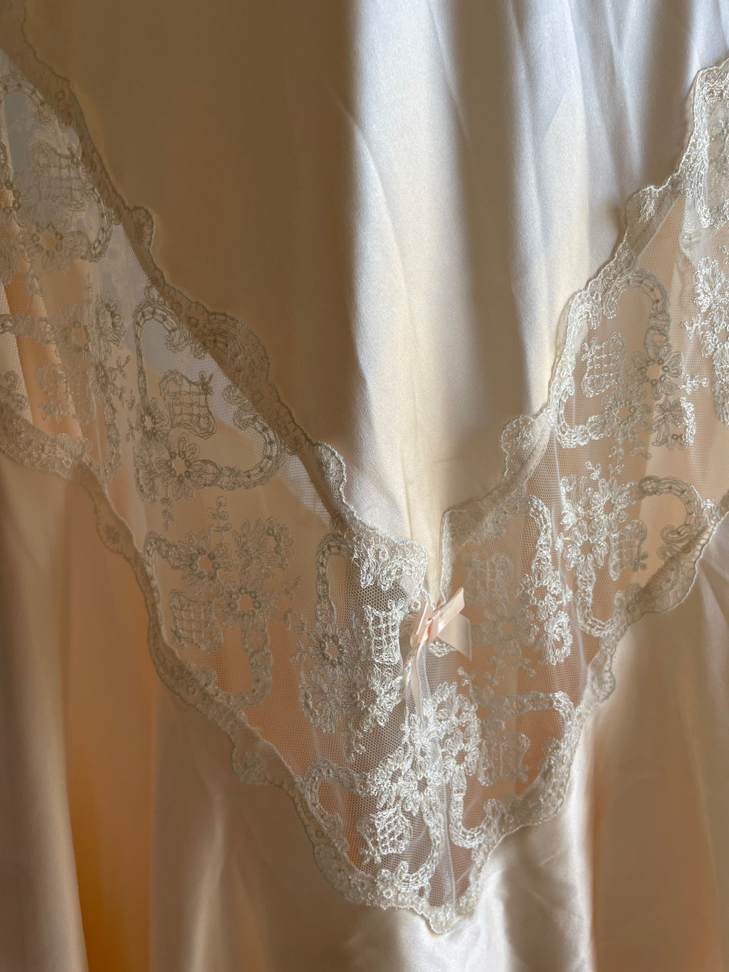80’s Saxon England pure silk neglige