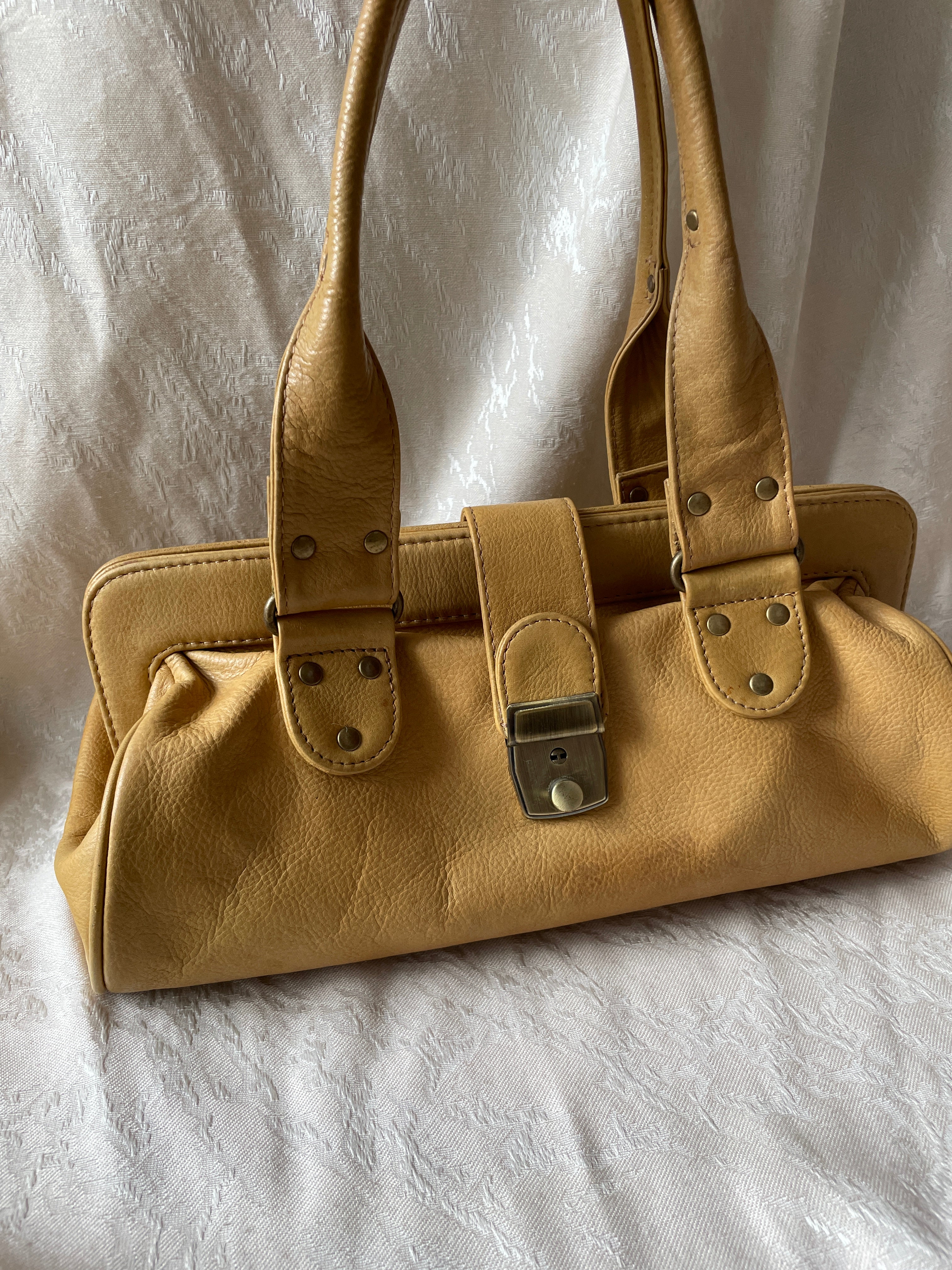 Italian vintage leather handbag